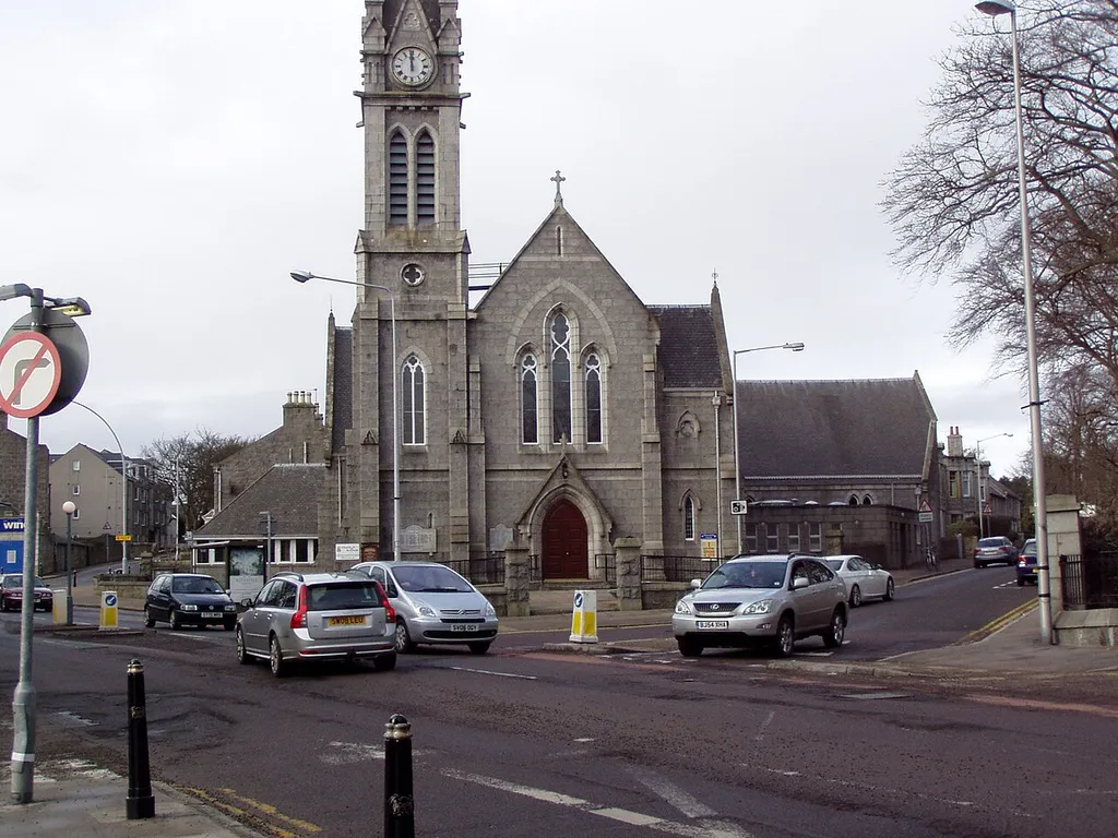 Front of Mannofield Church