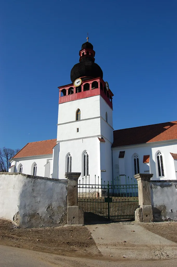 Tolcsva, Bajcsy-Zsilinszky Endre u. - R.k. templom, gótikus, 14. sz. Bővítve és átalakítva a 18-19. sz.-ban. törzsszám 1372 This is a photo of a monument in Hungary. Identifier: 3278