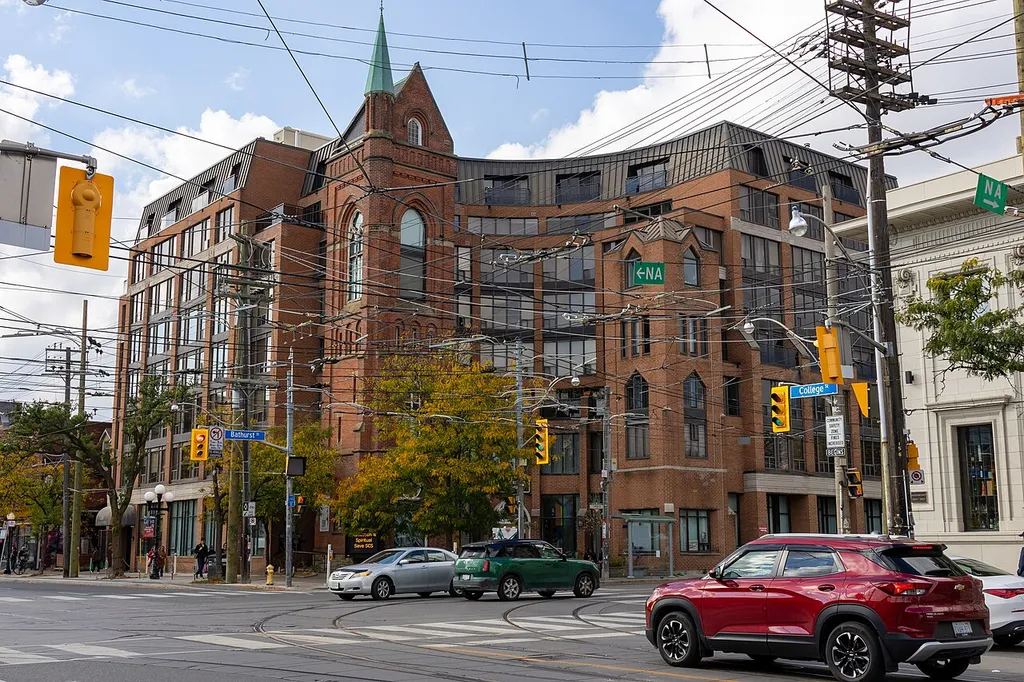 The College Street United Church at the north-west corner of College and Bathurst