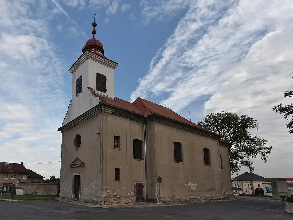 Dolní Slivno, kostel sv. Františka Serafinského na návsi