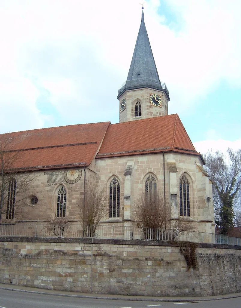 Die evangelische Afrakirche in Urbach (Rems), eine gotische Wehrkirche von 1509