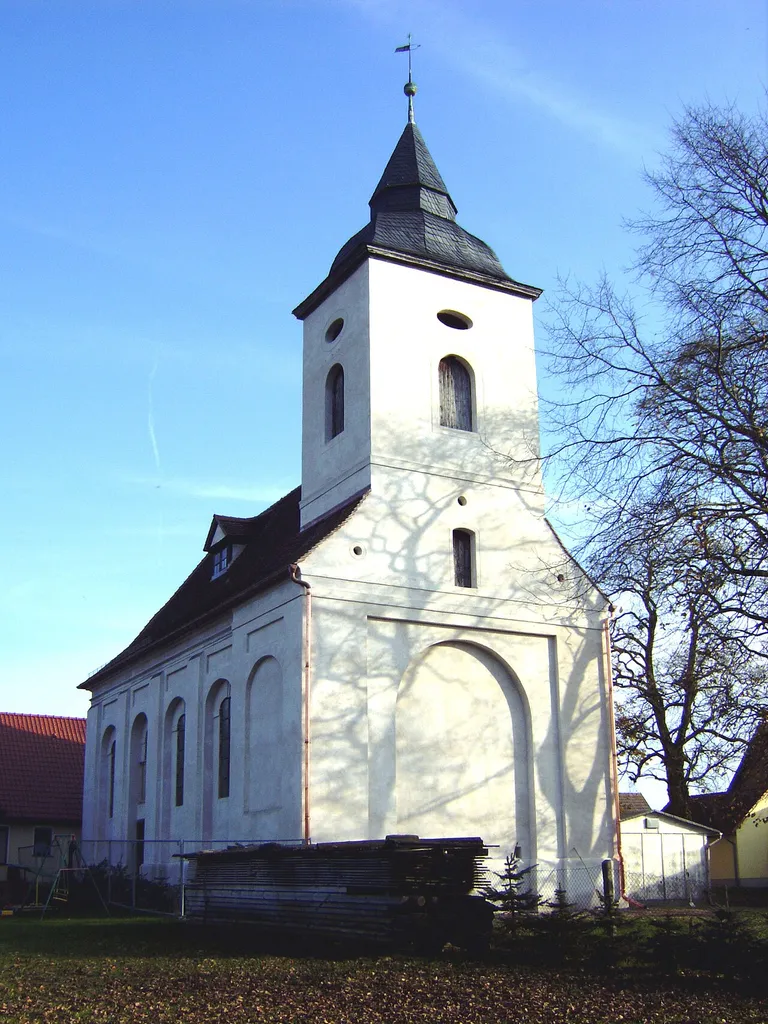 Dorfkirche in Altenklitsche, Ansicht von Westen