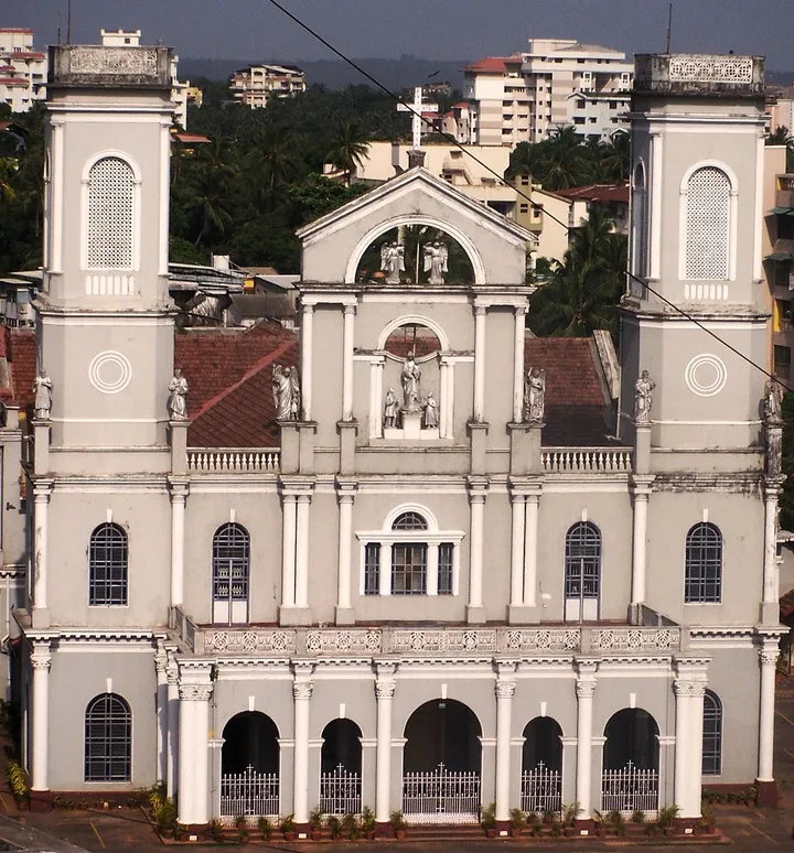 This is an image of Milagres church in Hampankatta, Mangalore.