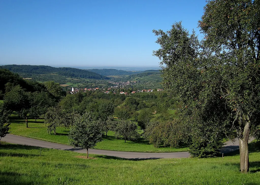 Schliengen im Markgräflerland: Blick auf die Ortsteile Ober- und Niedereggenen. Süd-Schwarzwald/Deutschland