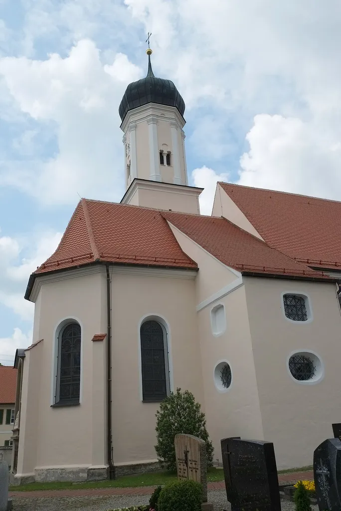katholische Pfarrkirche St. Katharina in Ettelried, einem Ortsteil von Dinkelscherben im Landkreis Augsburg (Bayern)