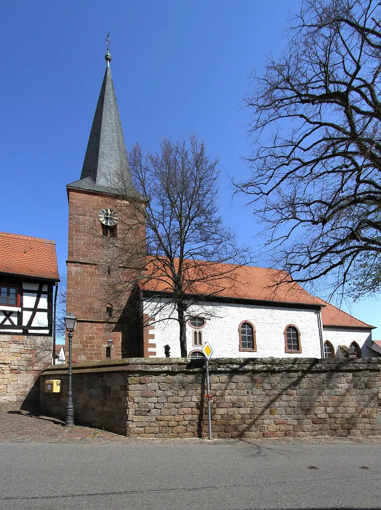 Protestant church in Heuchelheim.