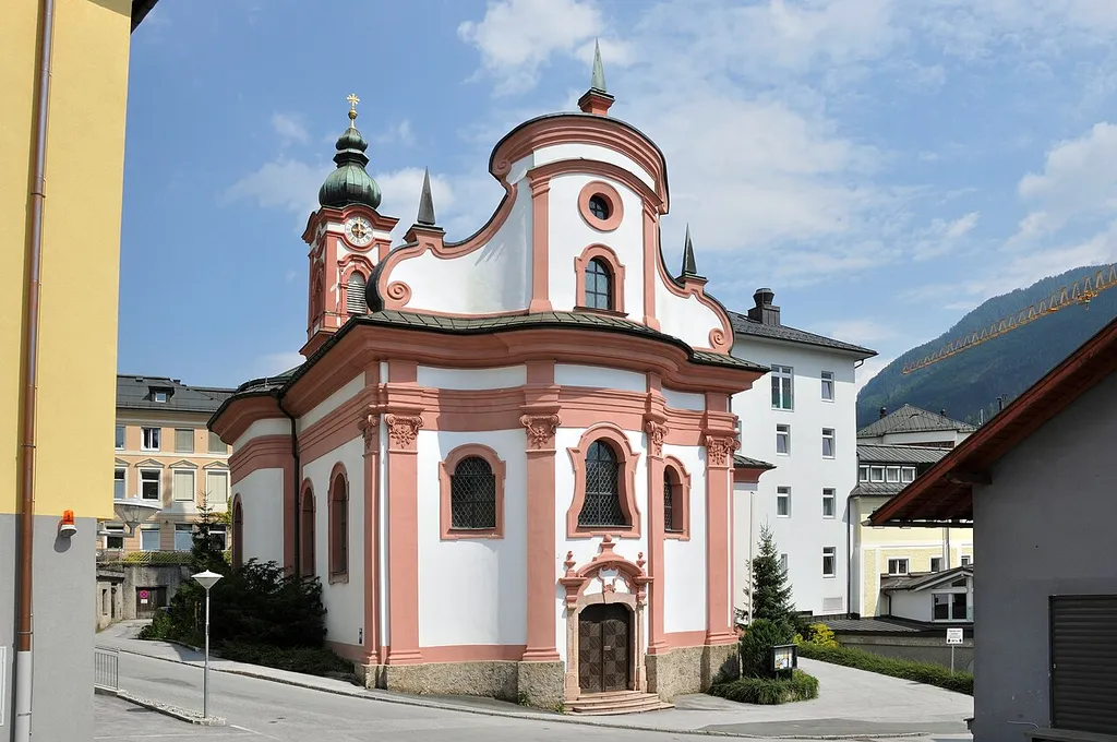 Kath. Pfarrkirche, Vikariatskirche, Spitalskaplaneikirche zur unbefleckten Empfängnis Mariae