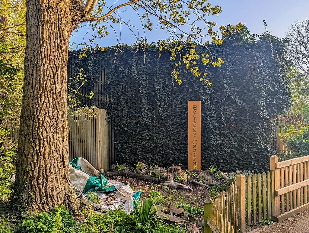 Holland Park Ecology Centre