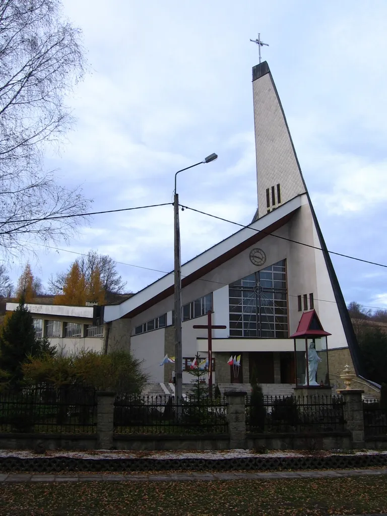 Kościół parafialny Parafii Najświętszego Serca Pana Jezusa w Soli.
