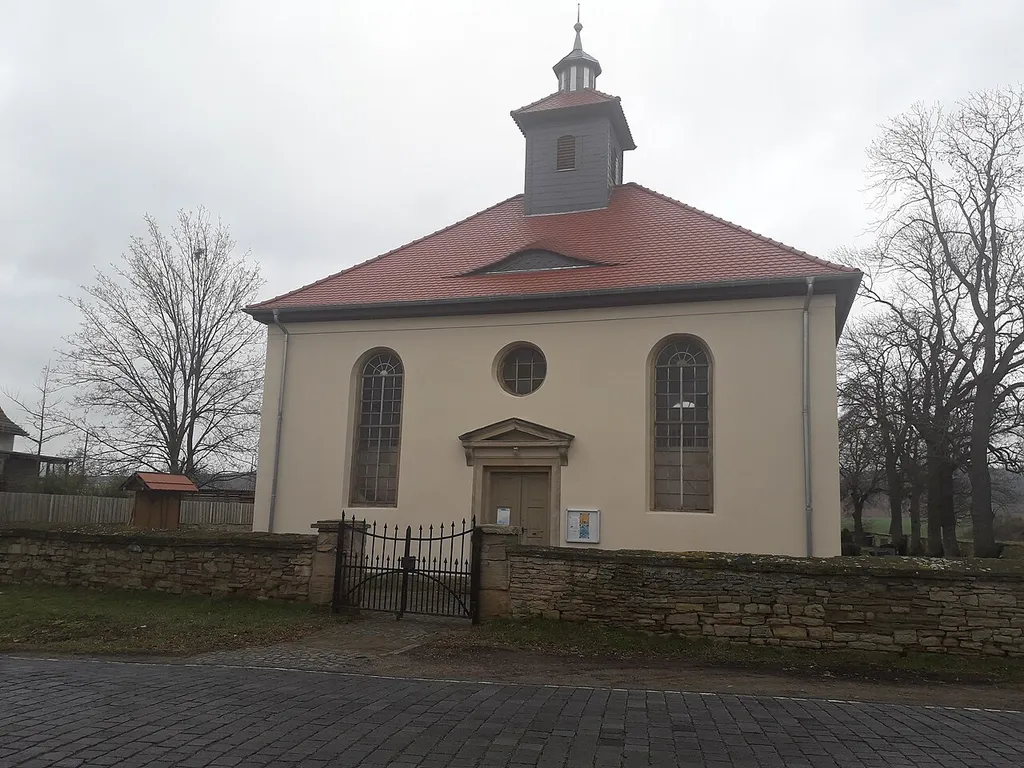 Chausseekirche Mönchspfiffel Schmalseite