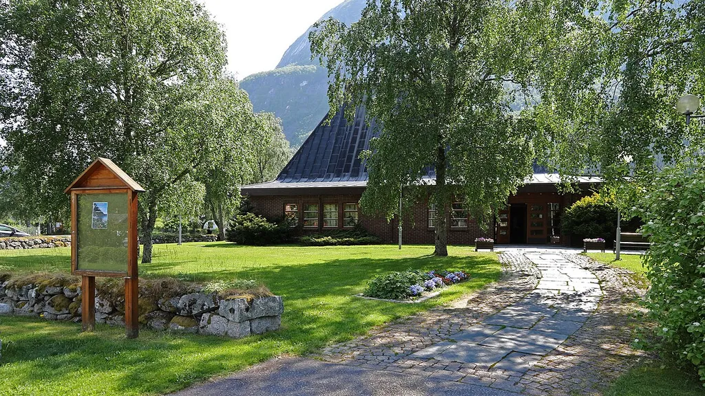 Eidfjord, New Church