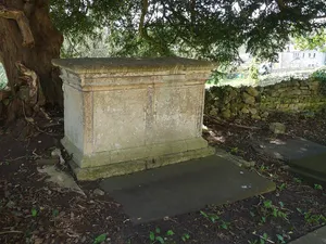 Monument to Spencer family in churchyard to south of Holy Trinity Church