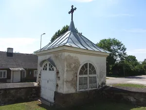 Lyduokiai churchyard chapel