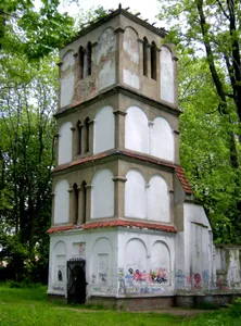 Paczków ruina kościoła cmentarnego