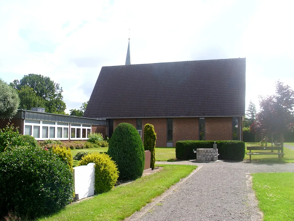 Kreuzkirche Sankt Hülfe-Heede