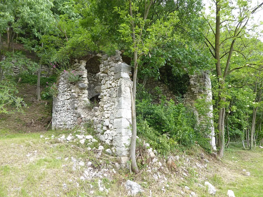 Sant'Antonio (Mori, Trentino, Italy), ruins of Saint Anthony church