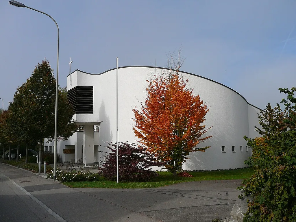 Römisch-katholische Auferstehungskirche St. Maria Magdalena Rafz, Aussenaufnahme