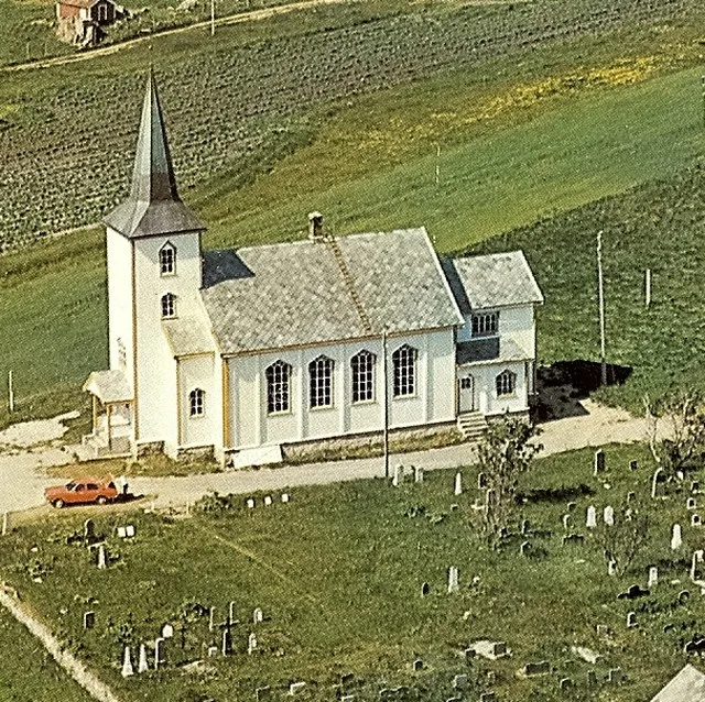 Valberg church in Vestvågøy