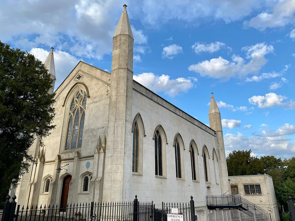 St Paul's Church, Mill Hill