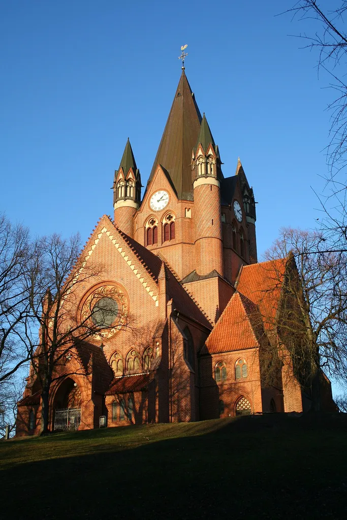 Pauluskirche in Halle (Saale) - Winter 2005/06. Clear blue sky.