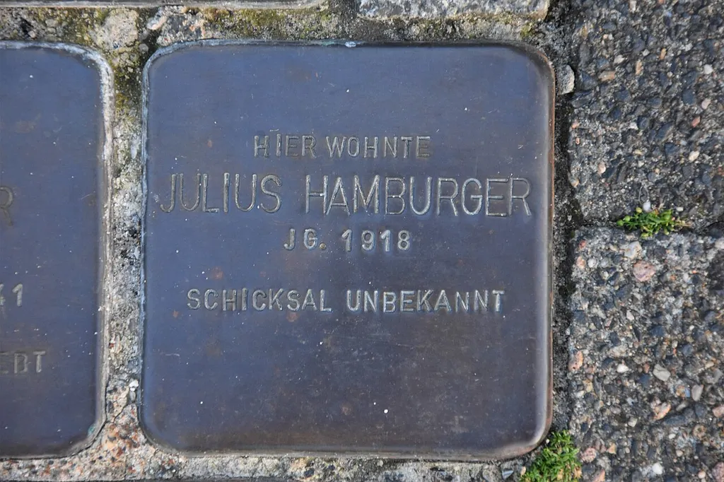 Schwarzer Weg 7, Fürstenau; Stolperstein für Julius Hamburger