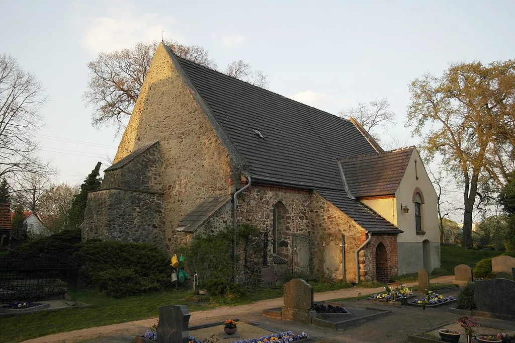 Altgolßen, denkmalgeschützte Kirche