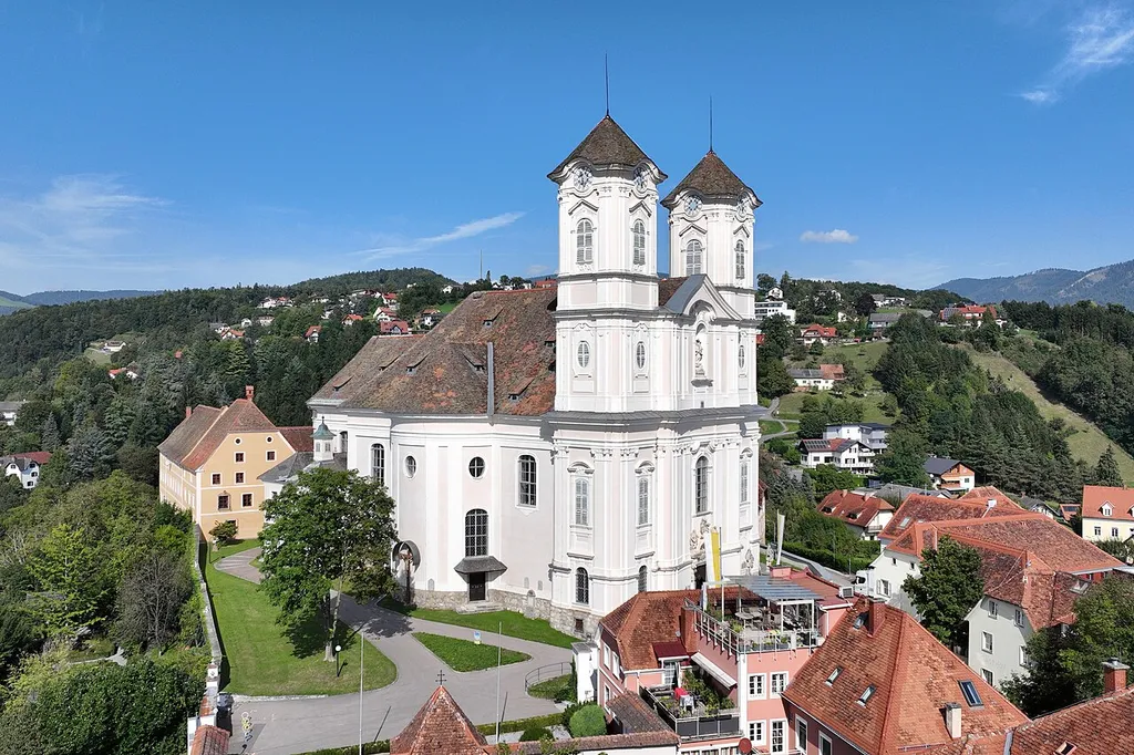 South-southeast view of the Weizberg Church in Weiz.