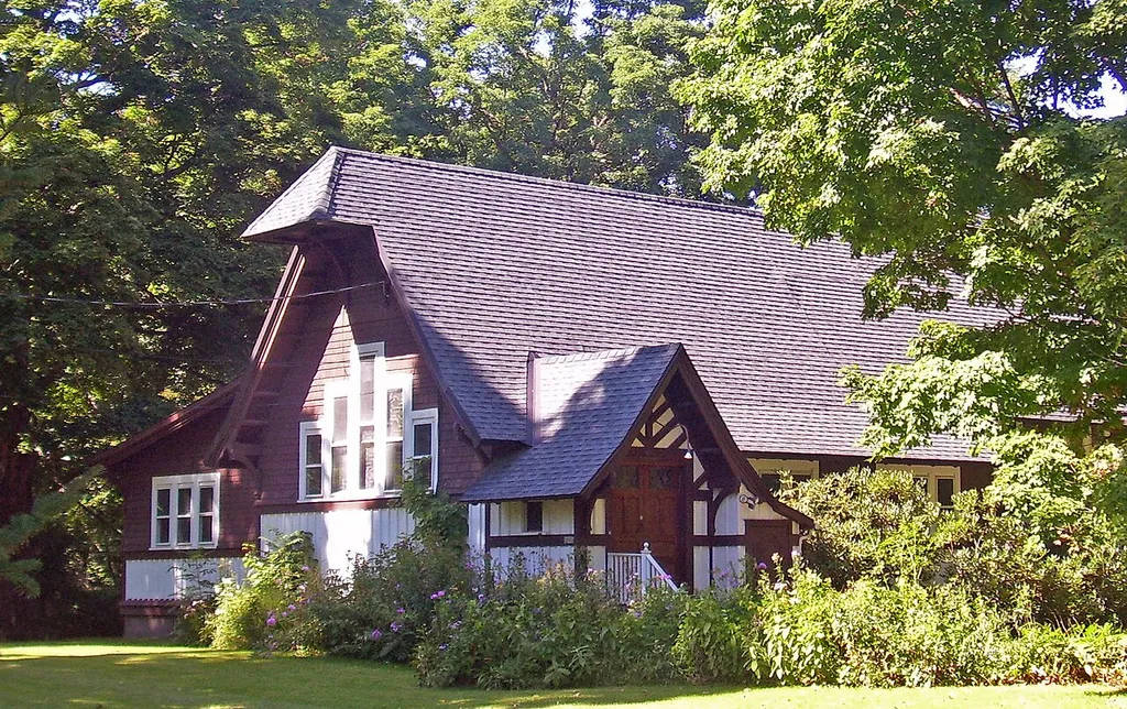 Former Trinity Episcopal Church building, Claverack, NY, USA