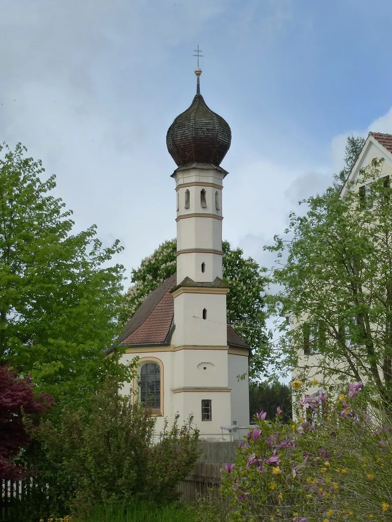 Machtenstein (Gde Schwabhausen), Ortsstr. 5: Katholische Filialakirche Unsere Liebe Frau. Ansicht von Osten
