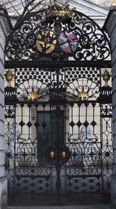 church yard portal Großweikersdorf