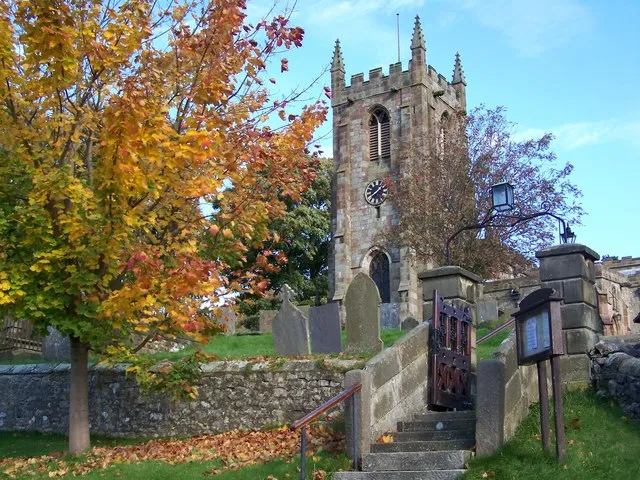 Hartington Church, graveyard and gateway