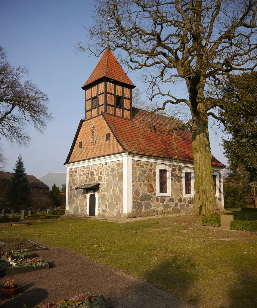 The evangelical-Lutheran church in Stolpe, Parchim looking north-east.