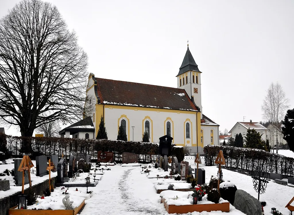 Friedhof Hannober (Gemeinde Waldburg), mit Filialkirche St. Cassian