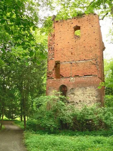 Bergfried der Burgruine Beetzendorf