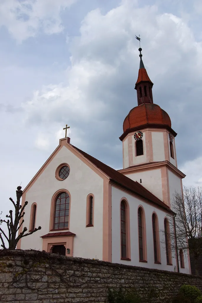 Die evangelische Pfarrkirche St. Erhard in Offenbau bei Thalmässing
