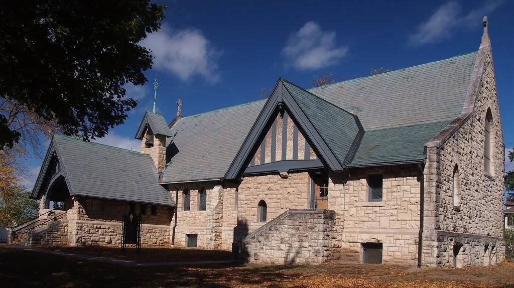 Grace Memorial Episcopal Church, Wabasha, Minnesota, USA. This is an image of a place or building that is listed on the National Register of Historic Places in the United States of America. Its reference number is 82003062 (Wikidata).