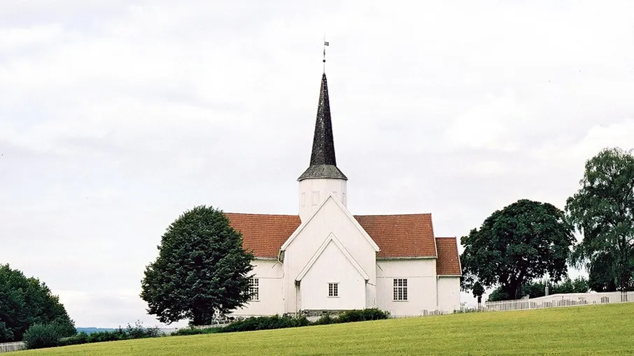Brøttum kirke, Ringsaker