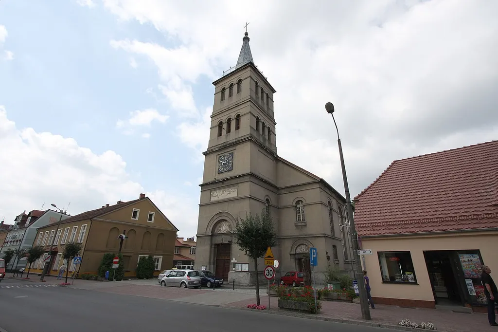 Wolsztyn, kościół ewangelicki, ob. rzym.-kat. fil. p.w. Wniebowstąpienia Pańskiego, mur., 1832