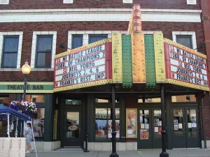 Riviera Theatre