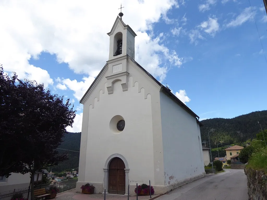 Dovena (Borgo d'Anaunia, Trentino, Italy), Saint Anthony church
