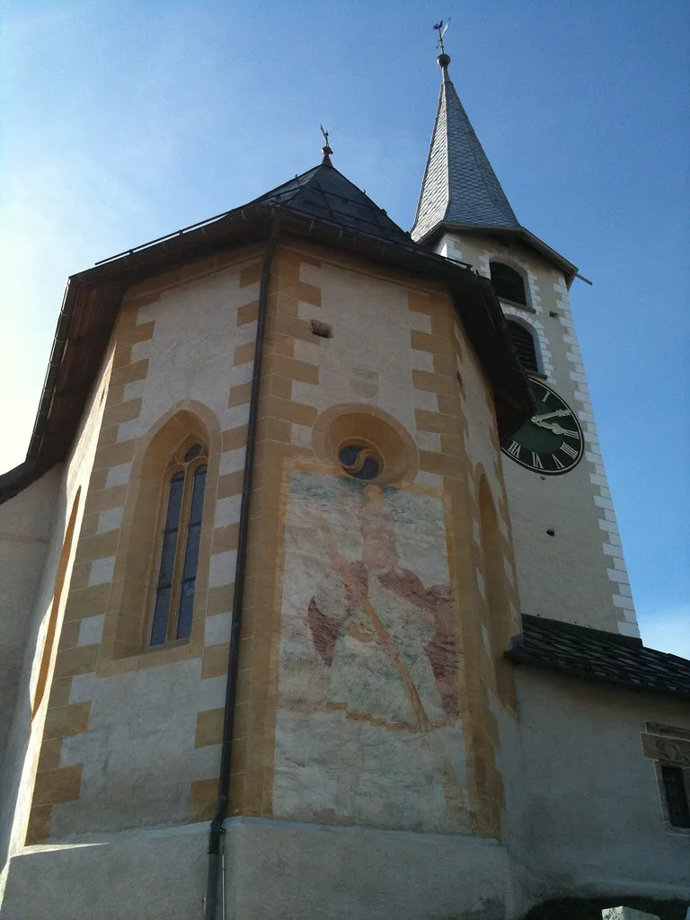 Kirche Castiel mit Christopherus-Motiv