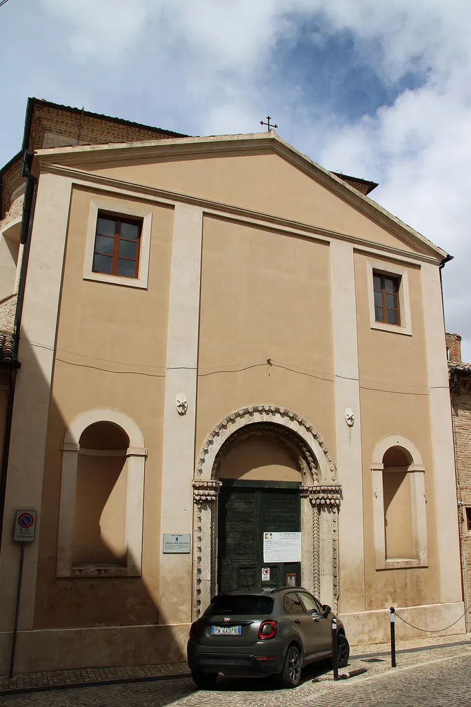 Osimo, Chiesa di San Niccolò