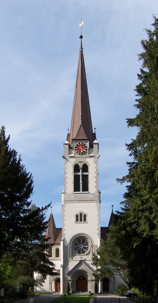 Die reformierte Evangelische Kirche in Altstätten, sie wurde 1904/06 vom Basler Architekten Paul Reber in neuromanischem Stil erbaut.