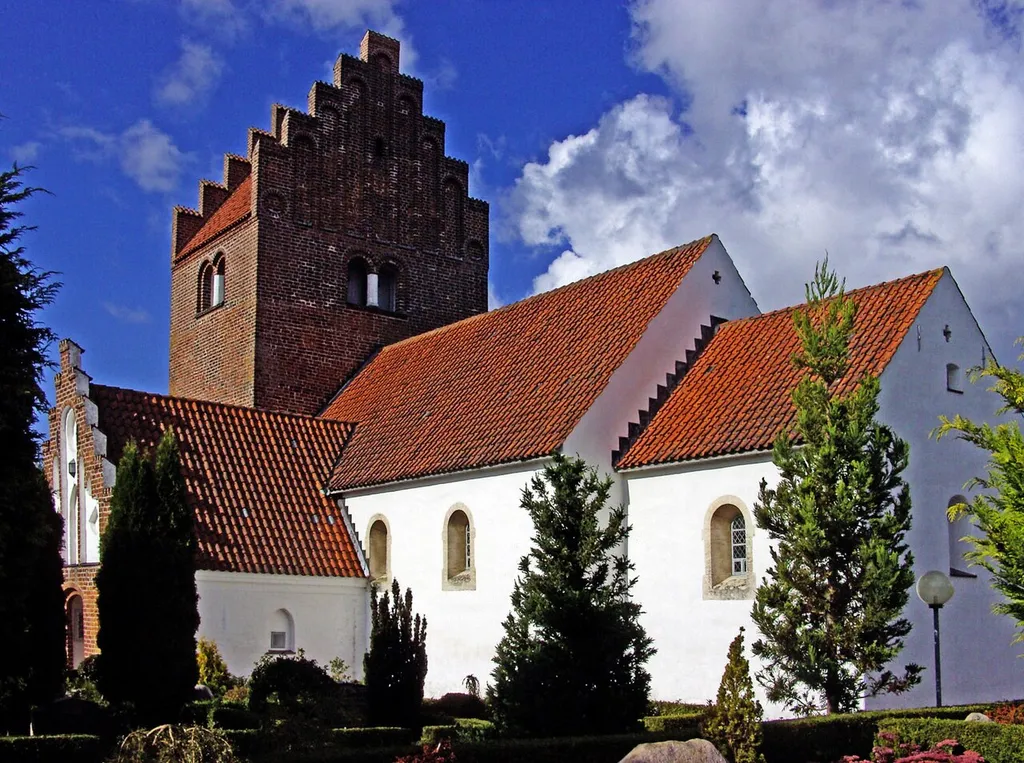 Søften kirke, Favrskov, fra sydøst