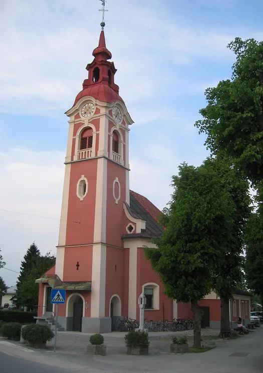 St. Roch church, Dravlje, Ljubljana photo:Ziga 18:54, 13 May 2006 (UTC)