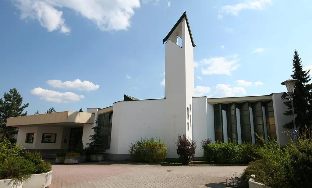 Modestuskirche in Klagenfurt Fischl This media shows the protected monument with ObjektID 119762 in Austria. (Commons, de, Wikidata)
