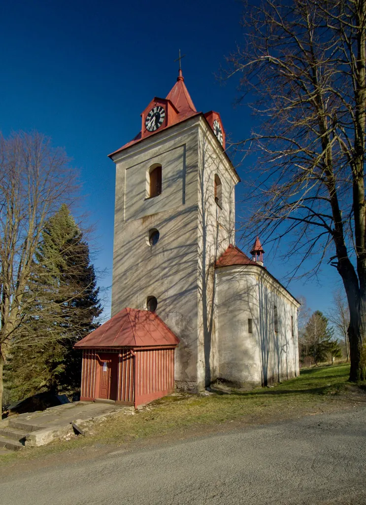 Křížlice kostel sv. Jana Křtitele