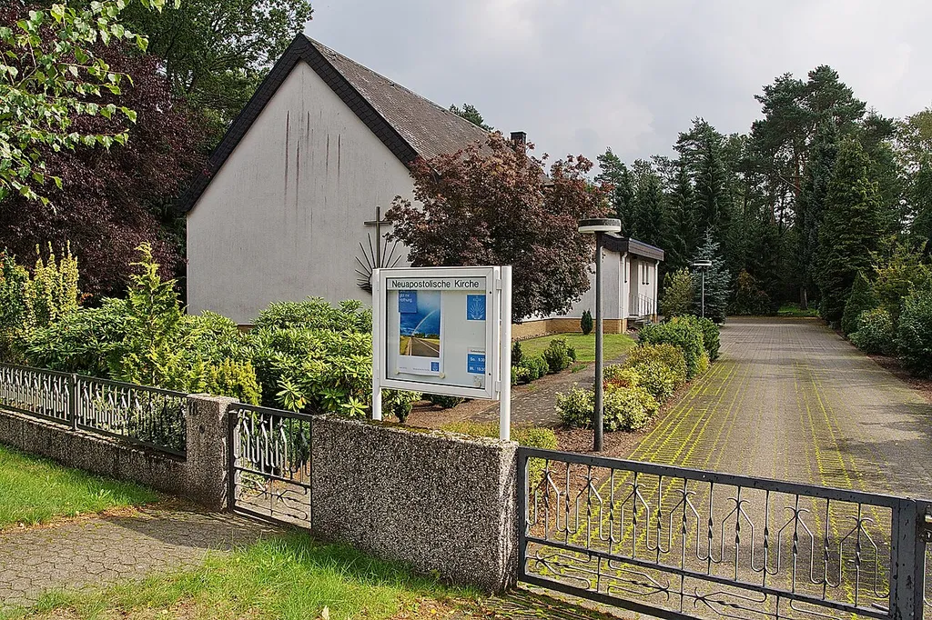 Neuapostolische Kirche in Ehlershausen (Burgdorf), Niedersachsen, Deutschland