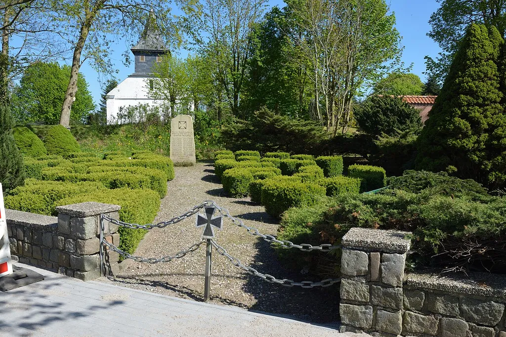 Das Ehrenmal für die Toten der Weltkriege in Humptrup