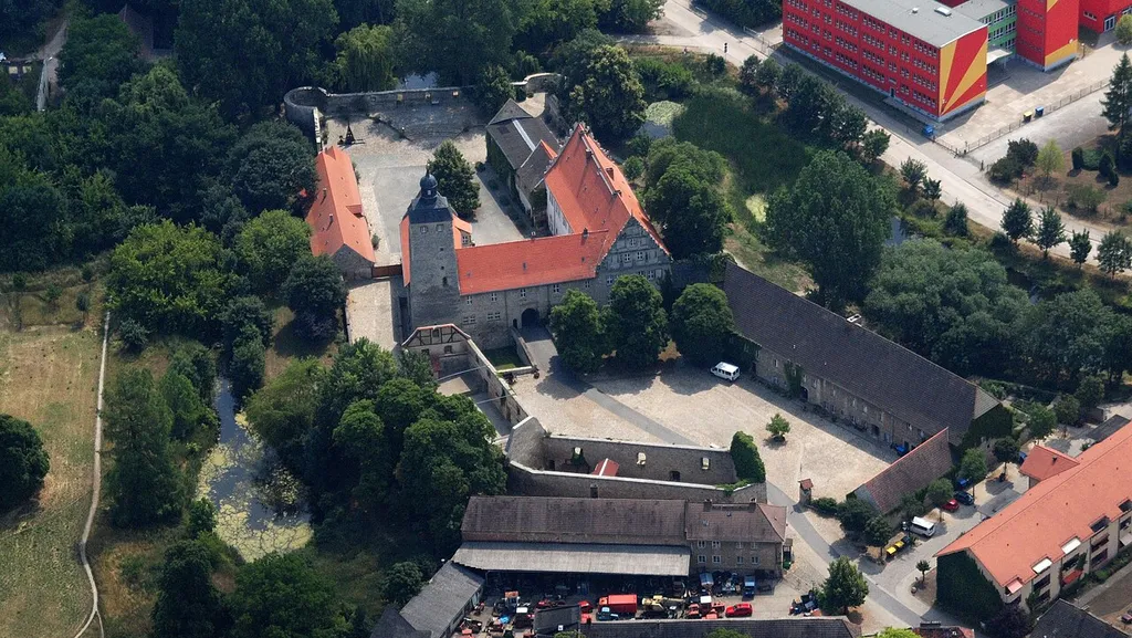 Wasserburg Egeln, Luftaufnahme (2015)